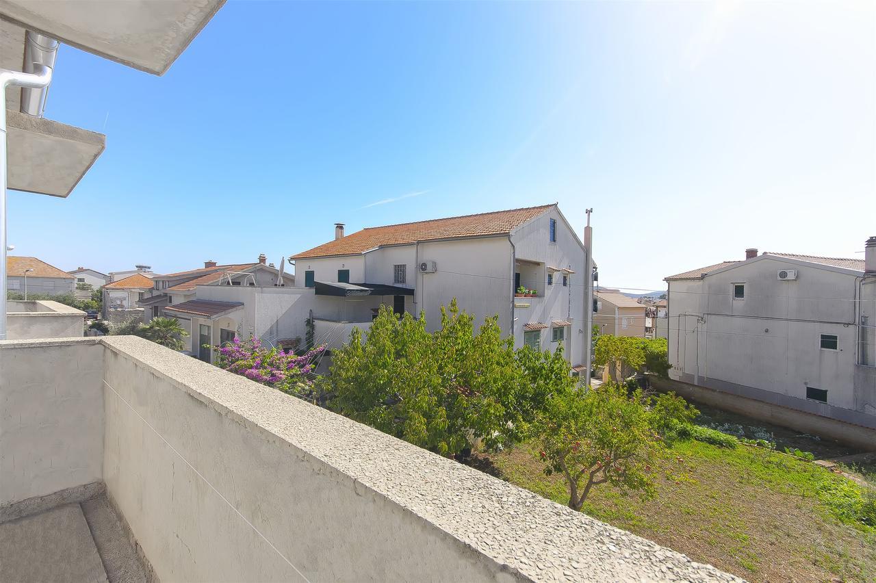Apartment Niko Vodice Exteriér fotografie