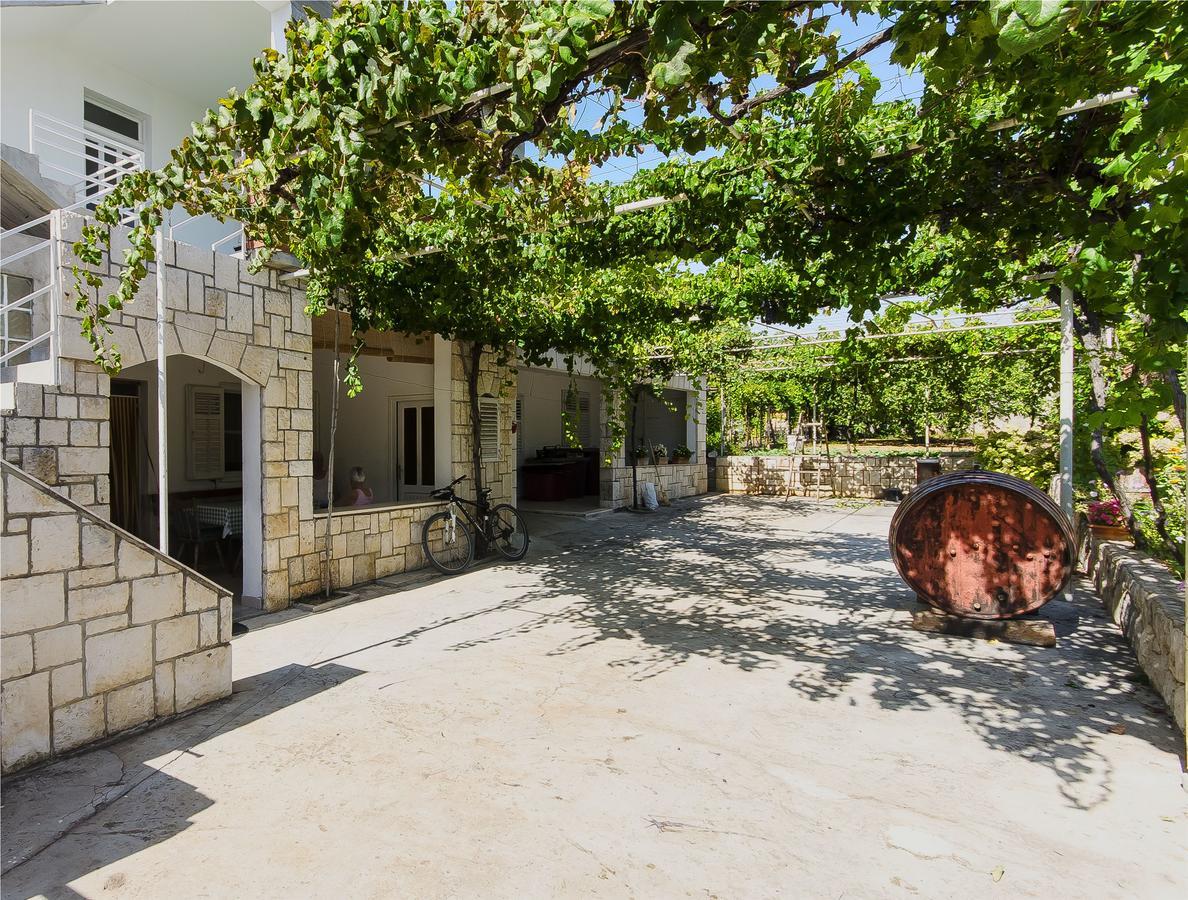 Apartment Niko Vodice Exteriér fotografie