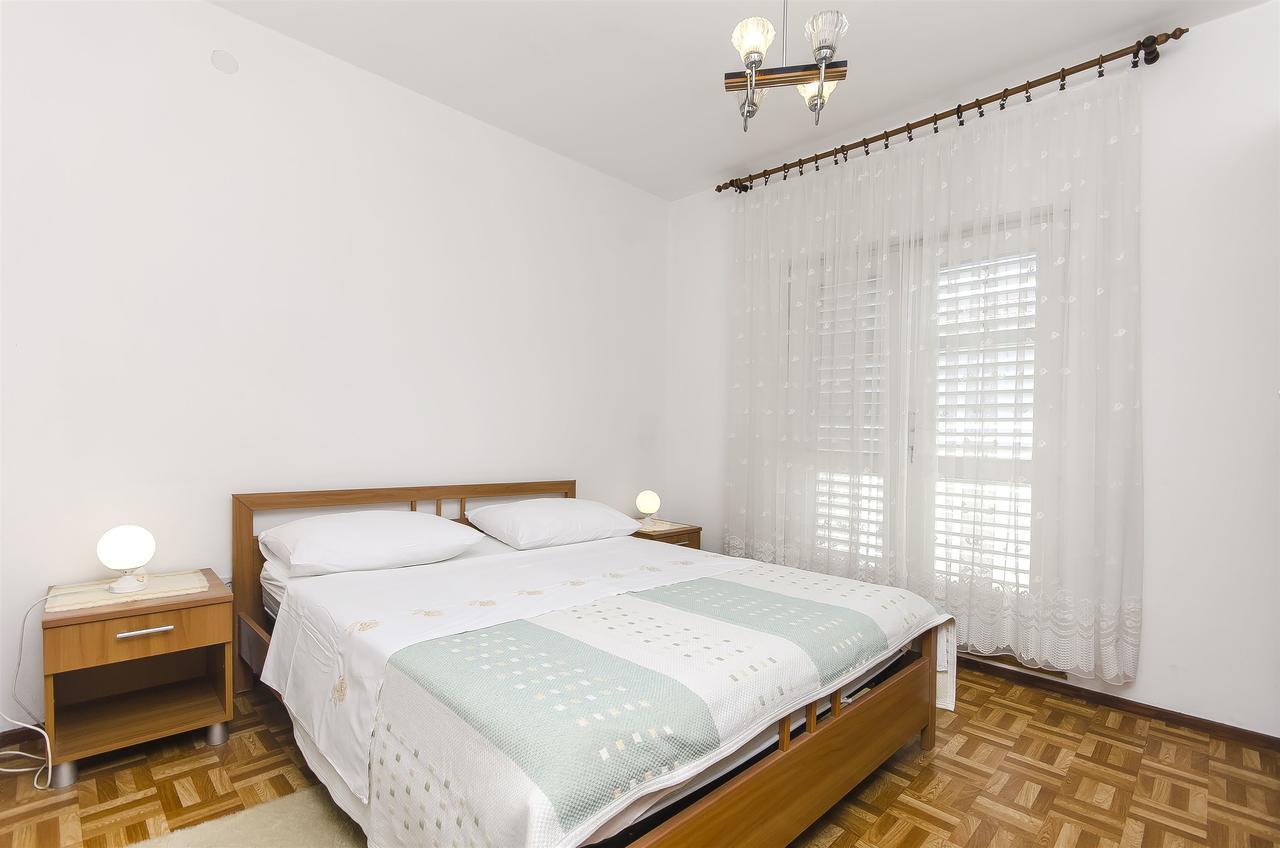 Apartment Niko Vodice Exteriér fotografie